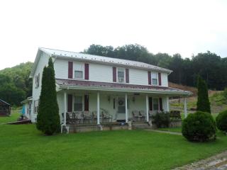397 Fork Rd, Waiteville, WV 24984-9633