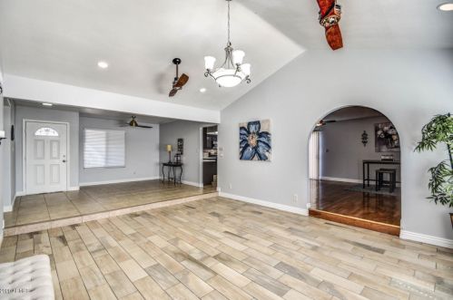 4831 Turquoise Ave, Glendale AZ  85302-2523 exterior