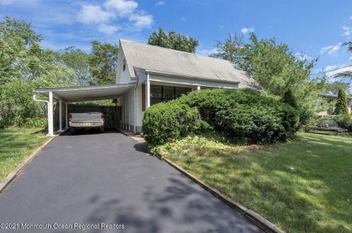 6 Vermont Ave, Jackson Twp NJ  08527-1522 exterior
