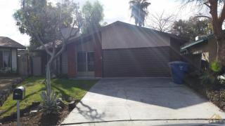 2600 Loch Ness Ct, Bakersfield, CA 93306-2337