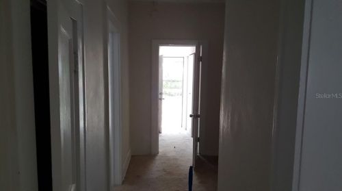625 27th Ave, Saint Petersburg, FL 33704-2841