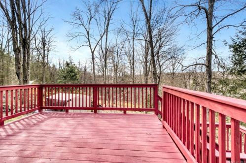 59 Beechwood Rd, Bedford Hills NY  10507-1701 exterior