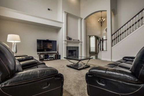 121 Devenshire Dr, Plano TX  75094-4234 exterior