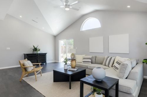 554 Worley Ave, Sunnyvale CA  94085-3737 exterior