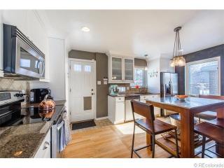 1060 Cook St, Denver CO  80209-4923 exterior