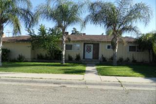 181 Kanai Ave, Porterville, CA 93257-2220