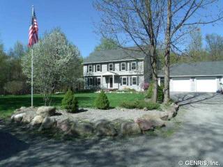 3095 Seeley Rd, Williamson, NY 14589-9403