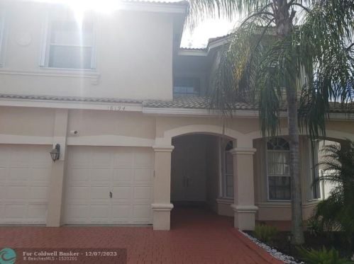 16194 14th St, Hollywood, FL 33027-5123