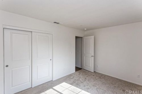 670 Bowen Rd, Perris CA  92570-3400 exterior