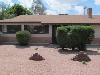 7407 Roosevelt St, Scottsdale AZ  85257-4045 exterior