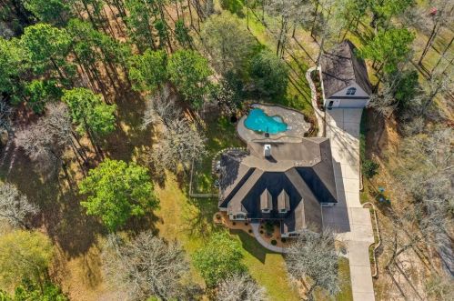 6731 Trace Dr, Magnolia, TX 77354-4369