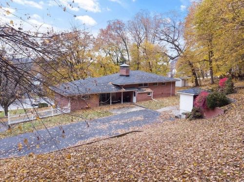 51 Main St, Port Jervis NY  12771-2004 exterior