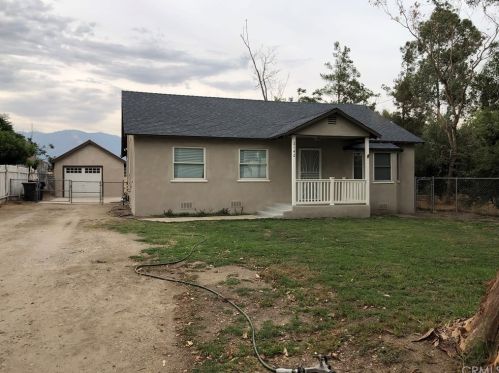 2142 Blake St, San Bernardino, CA 92407-6304