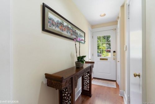 29 Claremont Rd, Scarsdale, NY 10583-1103