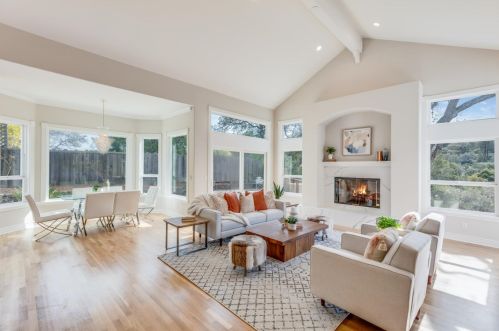 21461 Saratoga Hills Rd, Saratoga CA  95070-5377 exterior