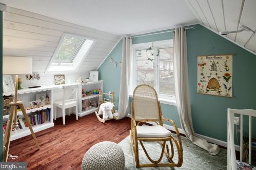 431 Weadley Rd, Norristown PA  19406-3747 exterior