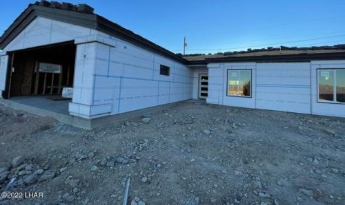 3032 Mirage Dr, Lake Havasu City, AZ 86404-1531