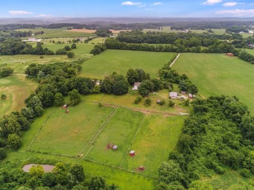 1427 Flint Hill Rd, Landenberg, PA 19350-1159