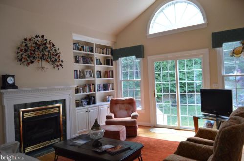 113 Lacy Ln, Bowling Green VA  22427-9310 exterior