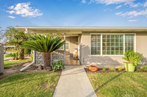 13110 Seaview Ln, Seal Beach, CA 90740-7203