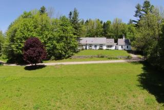 49 Old County Rd, Landgrove, VT 05148-4429