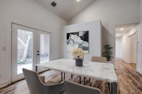 2728 Pinery Ln, Richardson TX  75080-1870 exterior