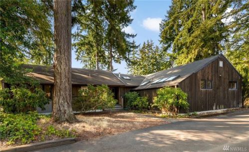 17907 Fremont Ave, Seattle WA  98133-4737 exterior