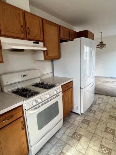 657 Winterthur Way, Easton PA  18040-7444 exterior