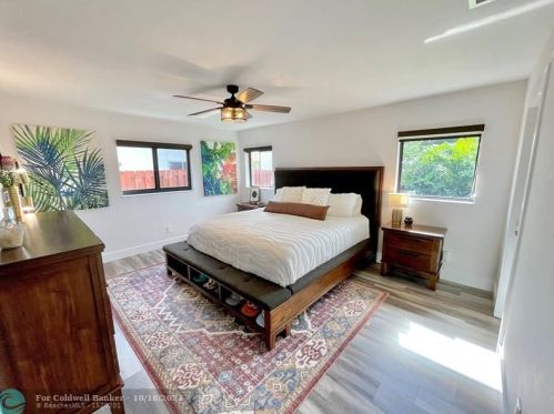 1630 118th Ter, Hollywood FL  33026-2546 exterior