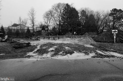 32023 Warren Rd, Millville, DE 19967-6940