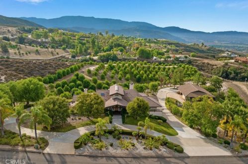 41777 Parado Del Sol Dr, Temecula CA  92592-8998 exterior