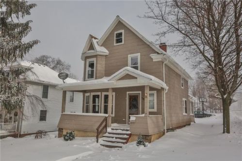 38 Prospect St, Spencerport, NY 14559-1824