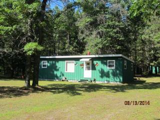 15821 County Rd, Crivitz WI  54114-8915 exterior