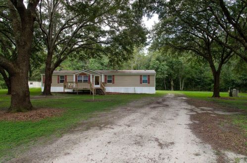 9305 Bob White Dr, Polk City, FL 33868-9028