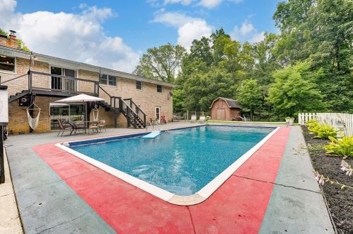 4109 Derr Rd, Springfield OH  45503-1439 exterior
