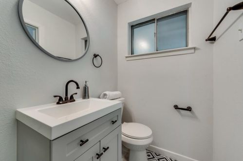 6771 Briley Dr, Fort Worth, TX 76180-8165