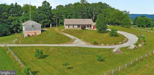 9478 Fort Stouffer Rd, Upton PA  17225-9780 exterior