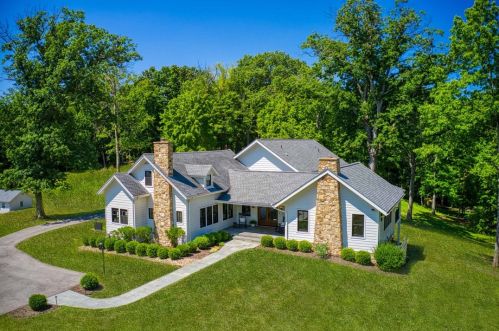 401 Water Works Rd, Sewickley, PA 15143-9471