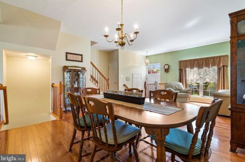 14238 Hunters Run Way, Gainesville VA  20155-4408 exterior