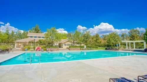 23301 Anacapa Ln, Santa Clarita CA  91354-4911 exterior