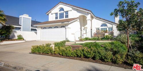 16834 Mayflower Cir, Gardena, CA 90247-5560