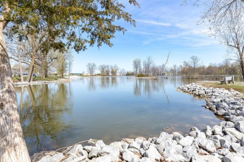 292 Grove St, Richwood OH  43344-1135 exterior