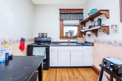 2010 Howell St, Covington KY 41014-1125 exterior