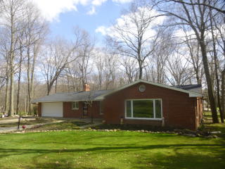 9600 Georgetown St, Fairhope, OH 44641-9675