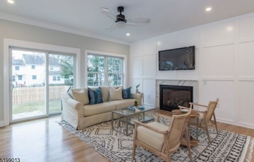 84 Elmwood Ave, Chatham Township NJ  07928-2628 exterior