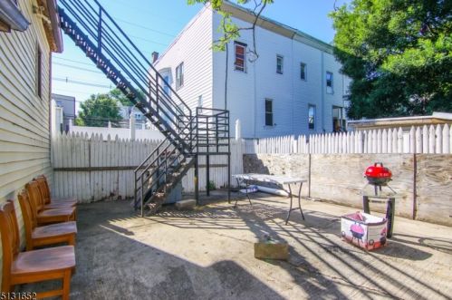 103 3rd Ave, Newark NJ  07104-2708 exterior