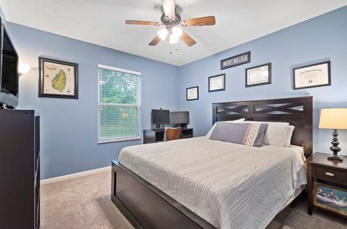 1232 Gneiss Dr, Mc Donald PA  15057-3561 exterior