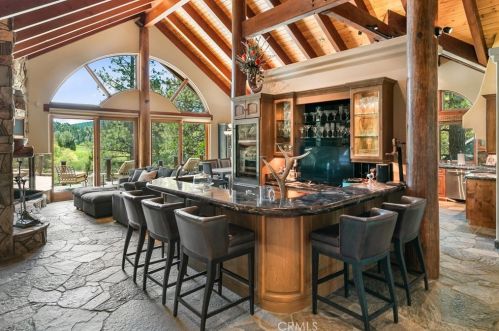 759 Brentwood Dr, Lake Arrowhead, CA