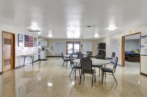 10 Wendy Cir, Grass Valley CA  95945-7037 exterior