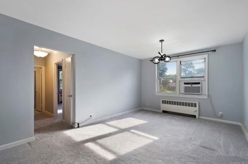 175 Bryant Ave, White Plains, NY 10605-2636